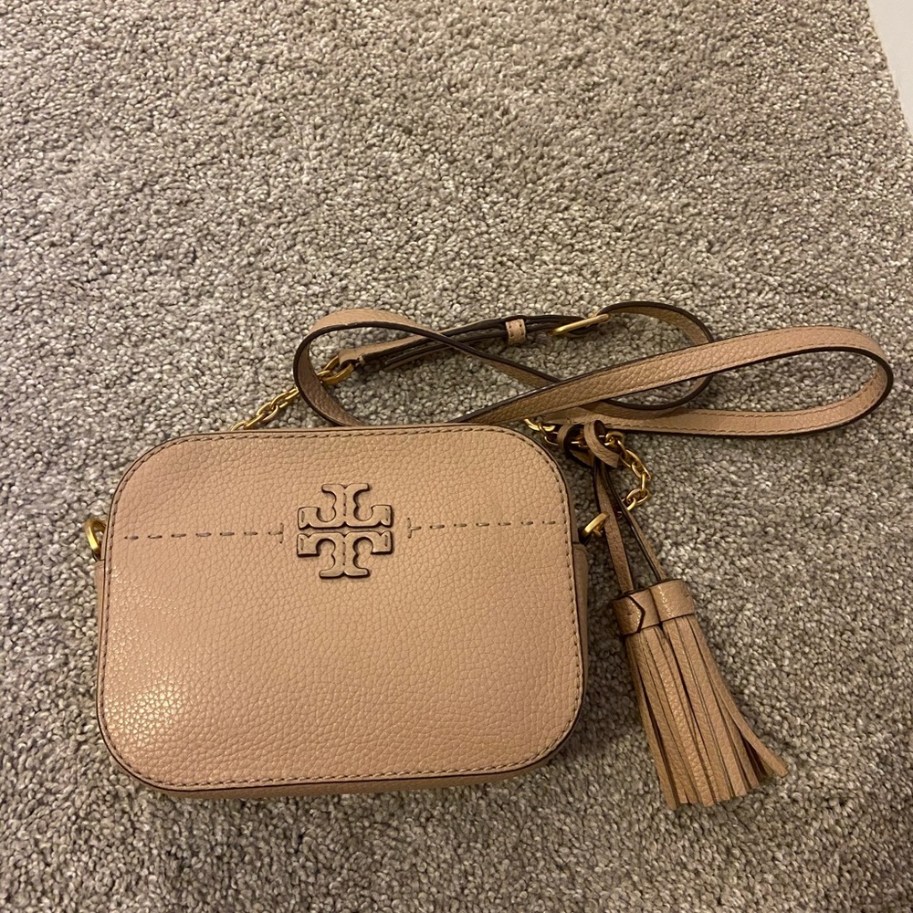 Tory Burch Devon Sand Mcgraw Camera Bag